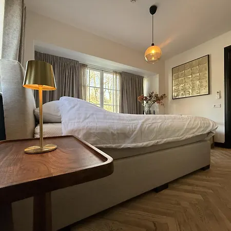 イン Herbergh Rehoboth ヘールスム